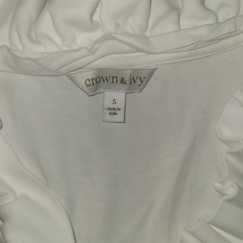 Crown & Ivy White Ruffled V-Neck Blouse.New Without Tags!! - Picture 2 of 4